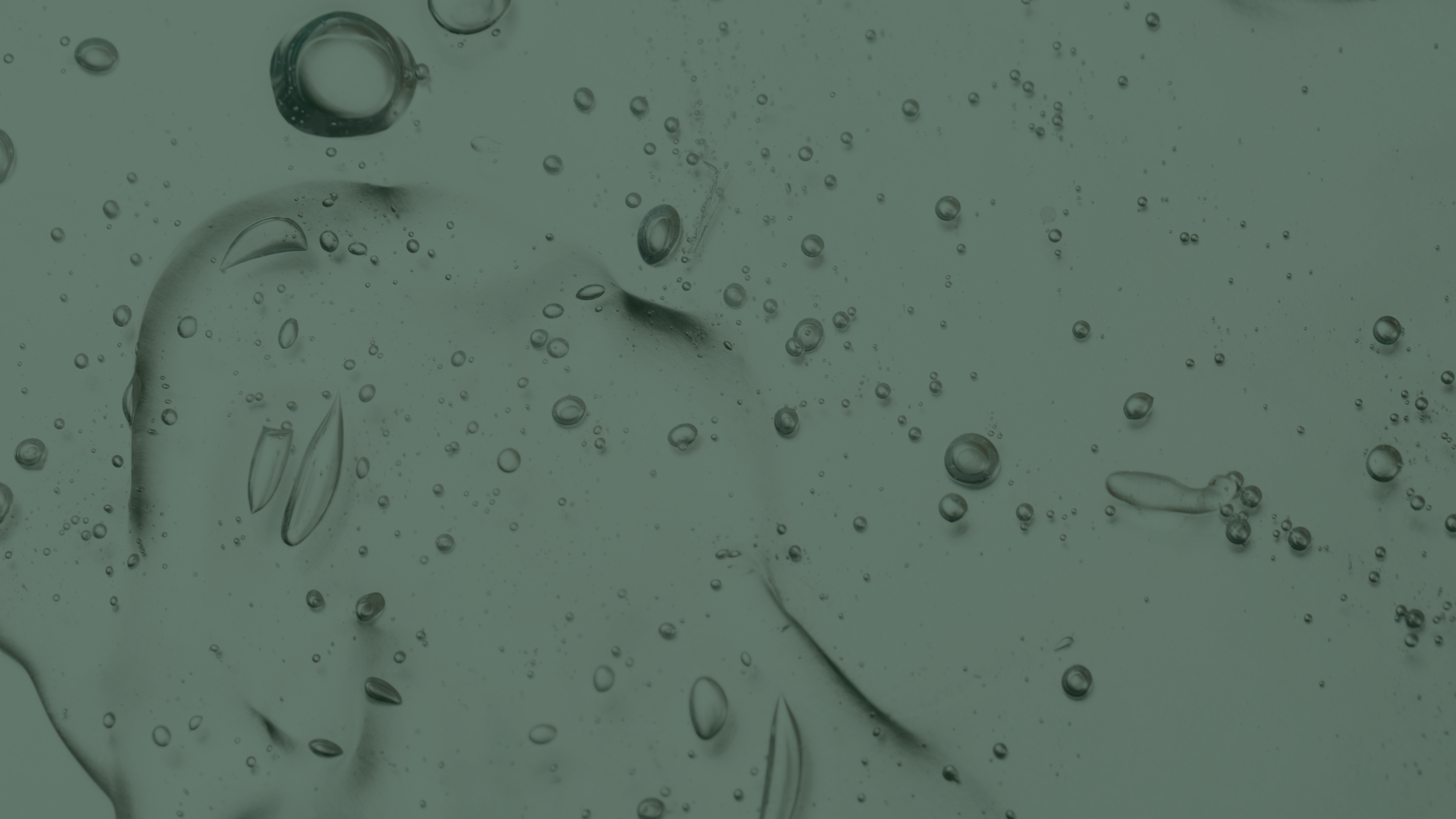 The Power of Hyaluronic Acid and Vitamin C in Skincare